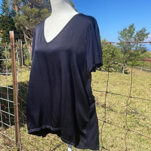 Xcvi Blue Satin Vneck Short Sleeve Tee M - Picture 2 of 10